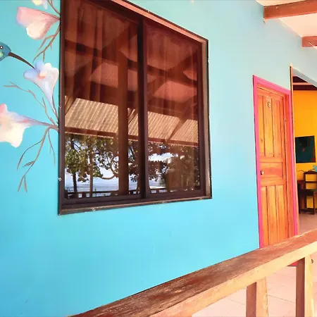 Tortuguero Adventures Beach House Exterior photo