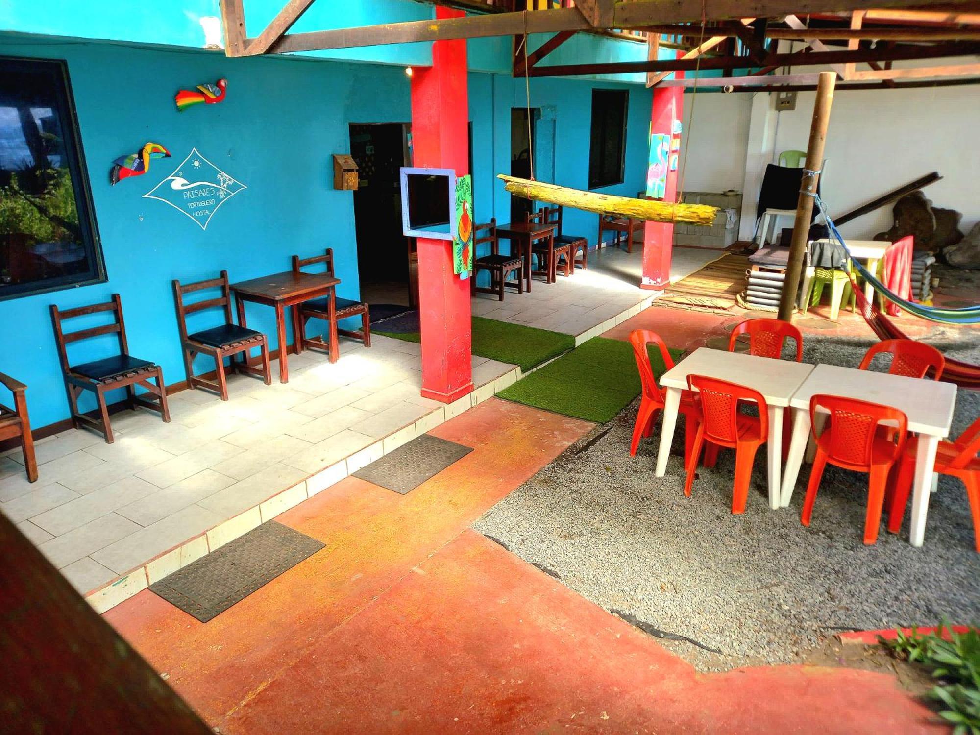 Adventures House * Tortuguero
